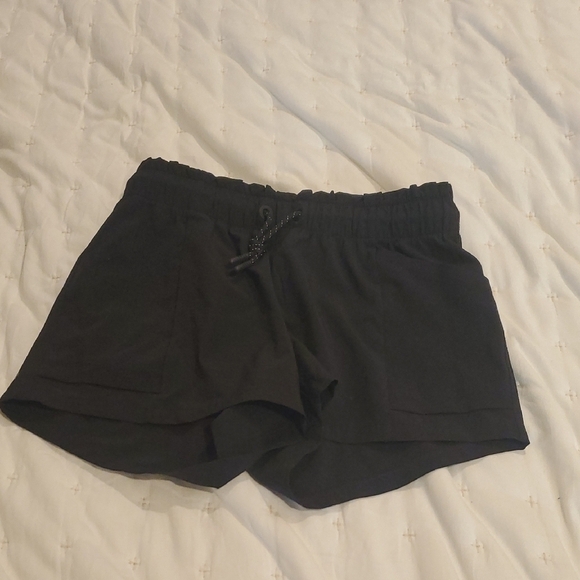 Athleta Other - Athleta Black Relaxed Fit Shorts Lightweight Elastic Waist